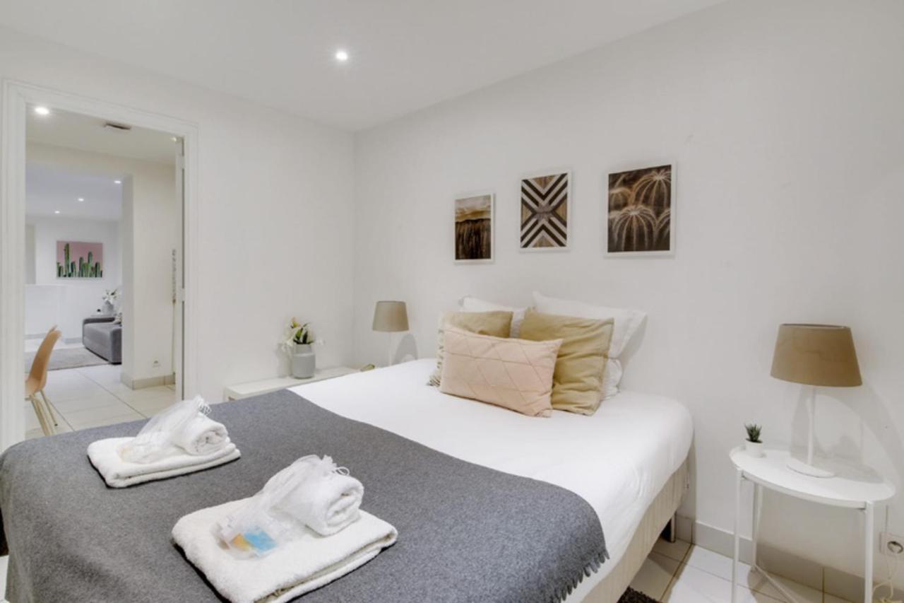 250 Suite Sainte - Superb Apartment In Parijs Buitenkant foto